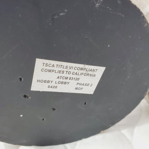 Pillar Whitewash Distressed Wood Candle Holders Set of 4 Farmhouse Decor Style - Picture 4 of 8